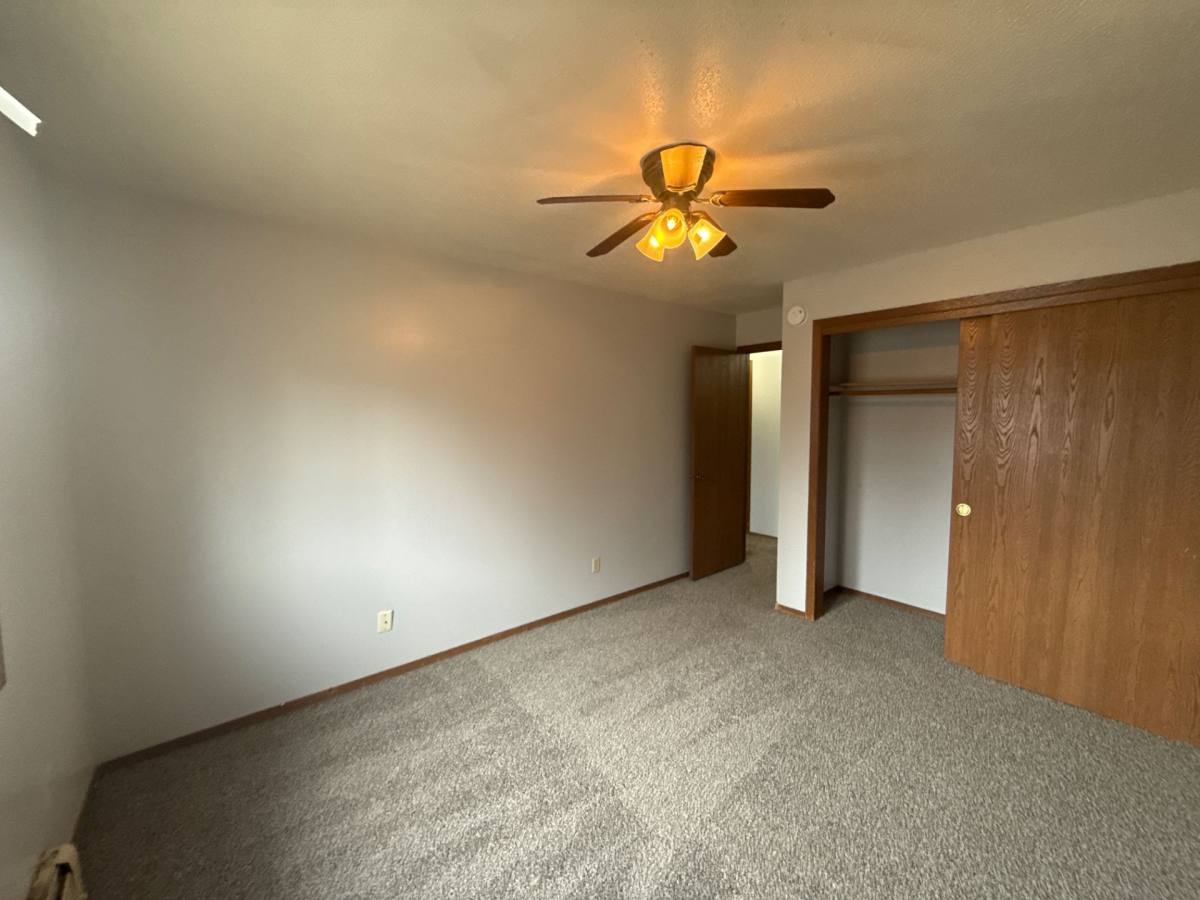 Apartment for rent at 1301 S Cleveland, Sioux Falls, SD 57103