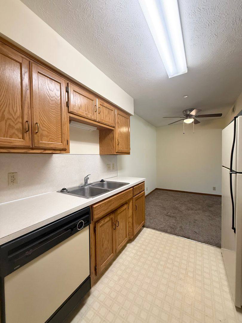 Apartment for rent at 2715 N 93rd St, Omaha, NE 68134