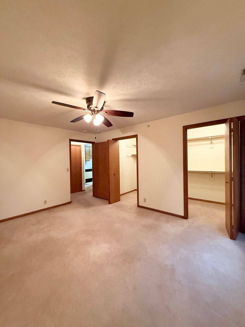 Apartment for rent at 2715 N 93rd St, Omaha, NE 68134
