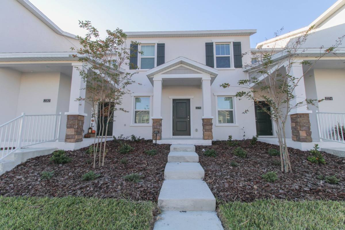 Townhouse for rent at 2278 White Buffalo St, Apopka, FL 32703