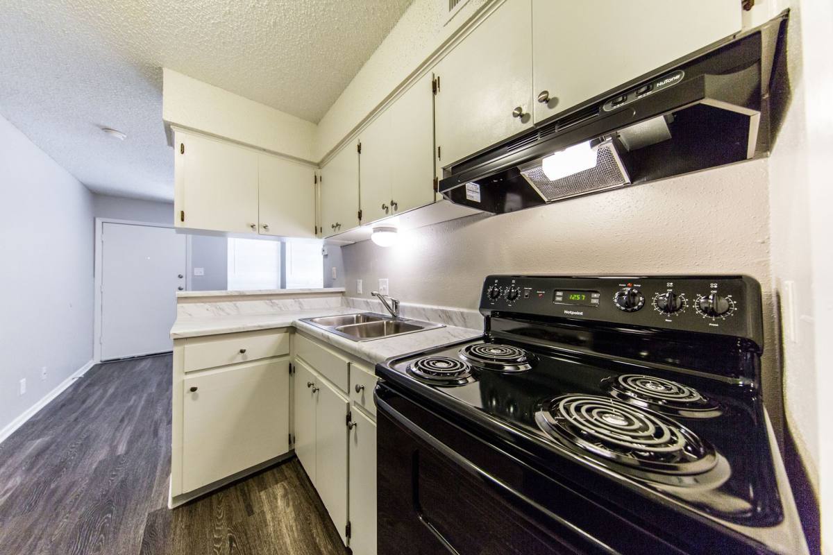 Apartment for rent at 506 W 37th St, Austin, TX 78705