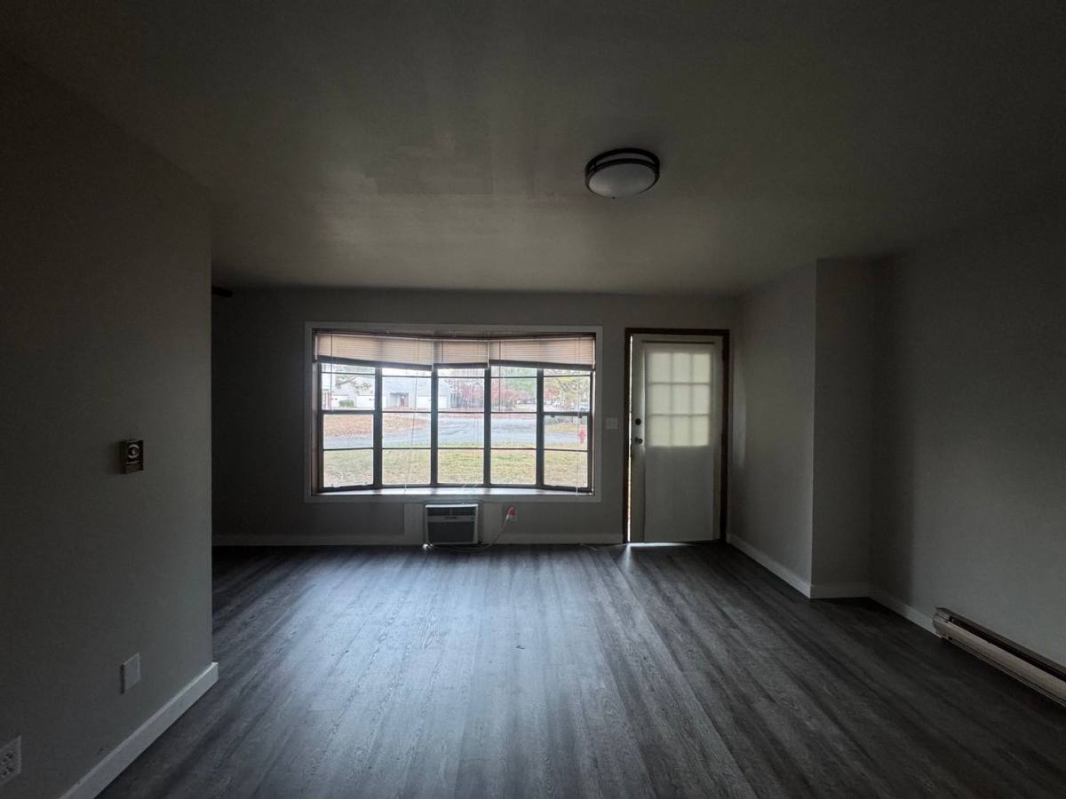 Apartment for rent at 400 N Westridge, Carbondale, IL 62901
