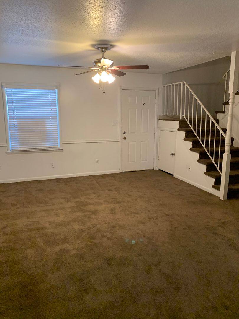 Townhouse for rent at 455 Mall Blvd, Savannah, GA 31405