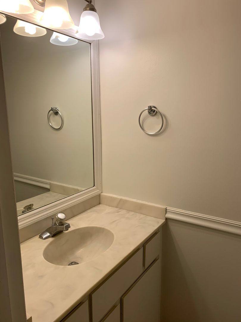 Townhouse for rent at 455 Mall Blvd, Savannah, GA 31405