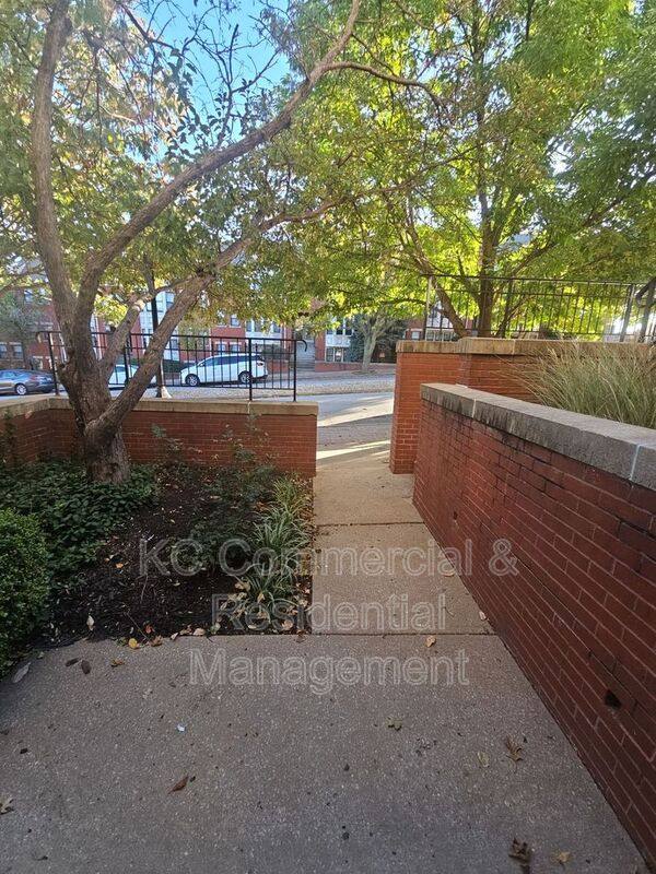 Condo for rent at 530 W 10th St #530, Kansas City, MO 64105