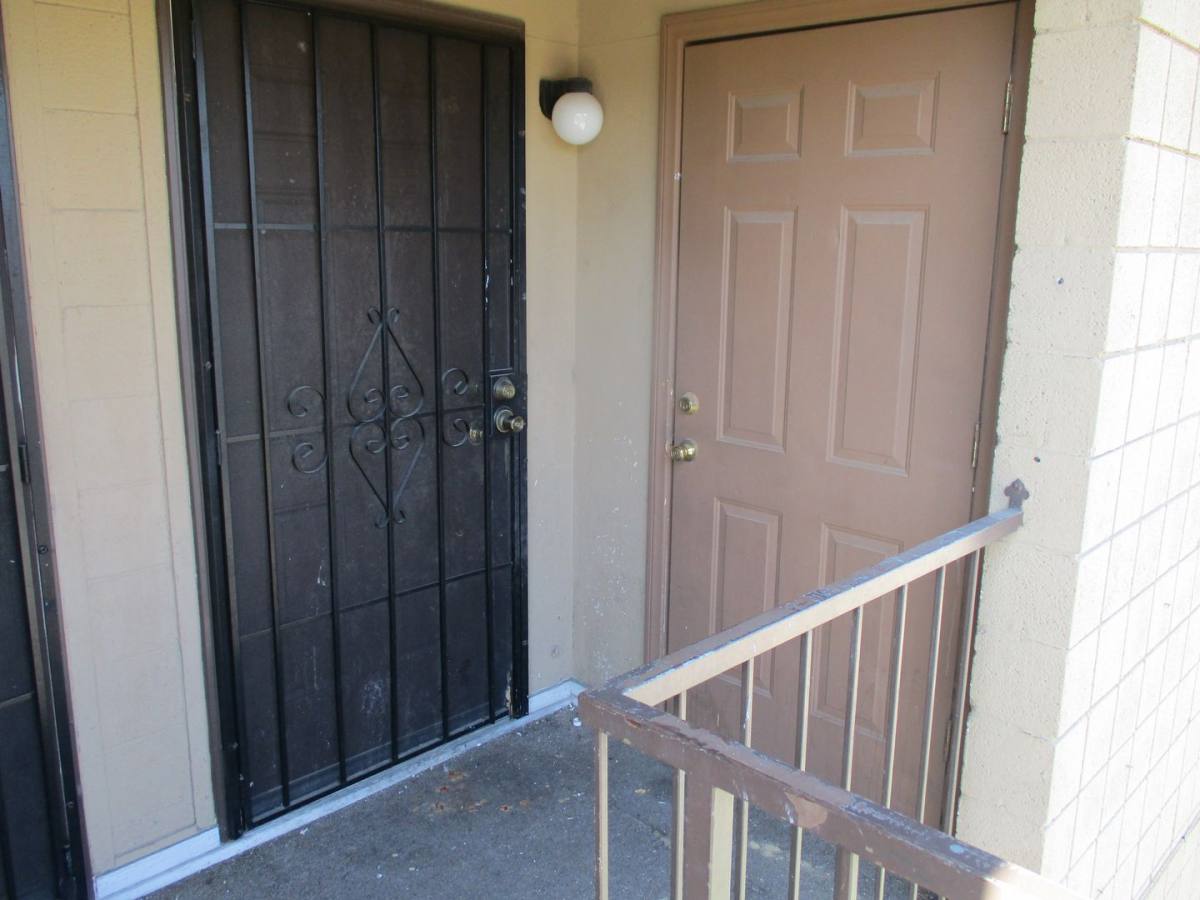 Apartment for rent at 2933 Elm Ave, Las Vegas, NV 89101
