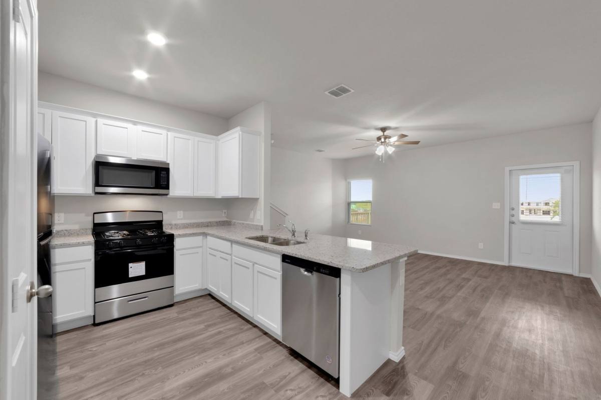 Townhouse for rent at 124 Marigold Place, San Antonio, TX 78253