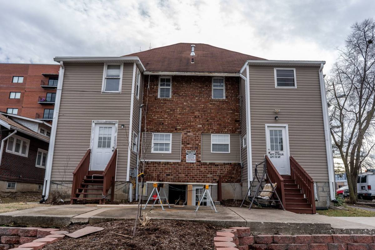 Apartment for rent at 1107 E Walnut St, Columbia, MO 65201
