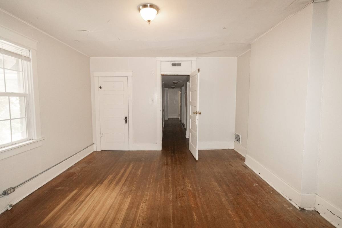 Apartment for rent at 1107 E Walnut St, Columbia, MO 65201