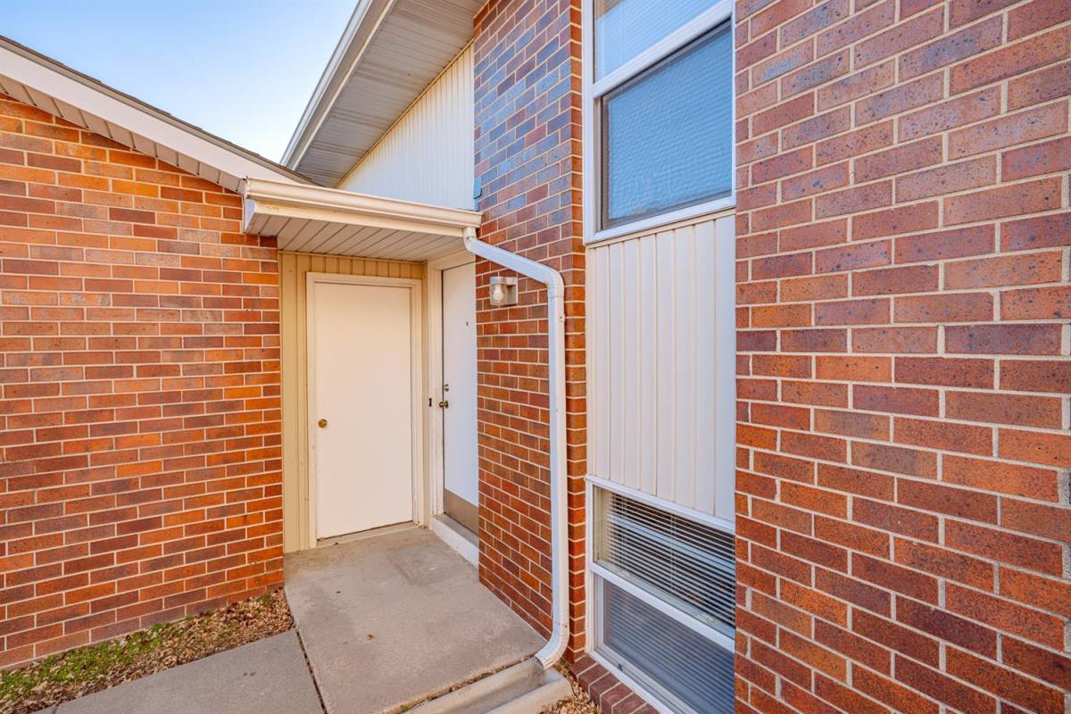 Townhouse for rent at 3421 Portia St, Lincoln, NE 68521