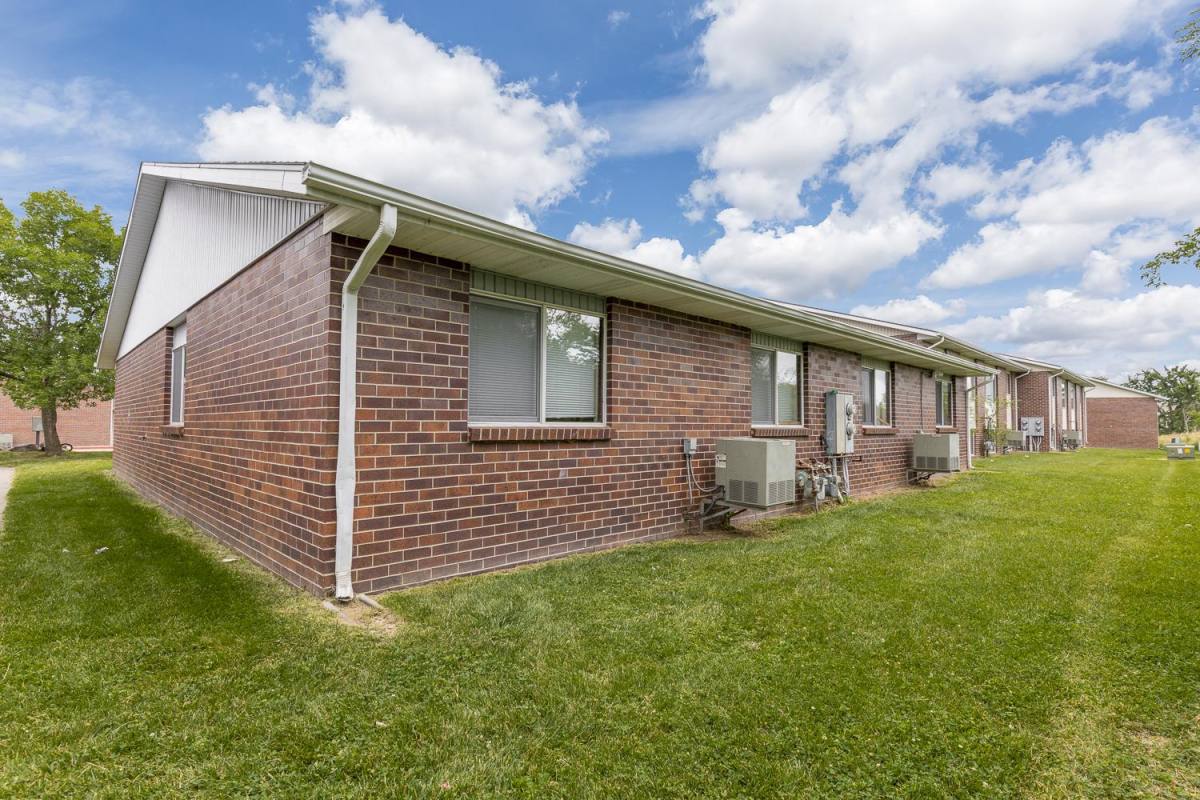 Townhouse for rent at 3421 Portia St, Lincoln, NE 68521