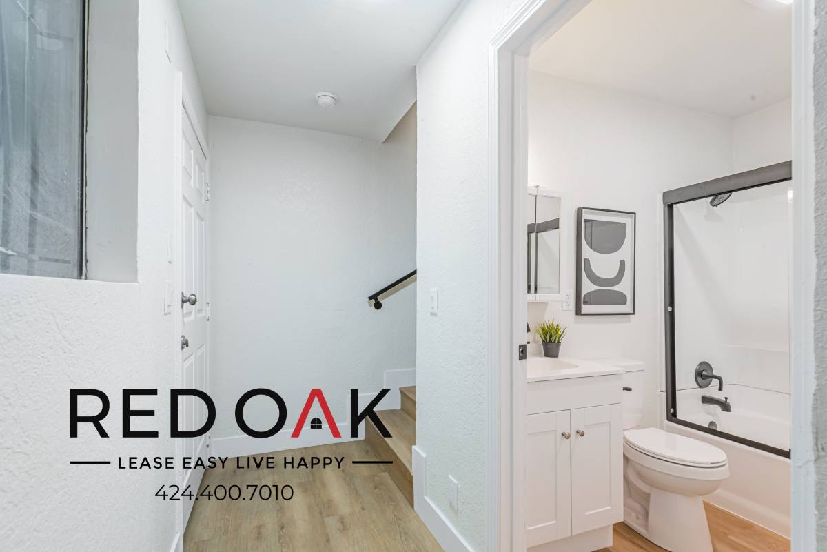 Condo for rent at 6337 10th Ave #6339 B, Los Angeles, CA 90043