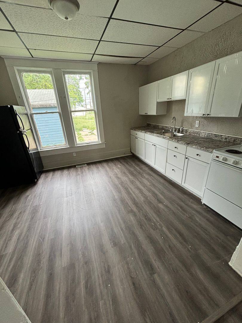 Apartment for rent at 514 S 5th St, Elkhart, IN 46516