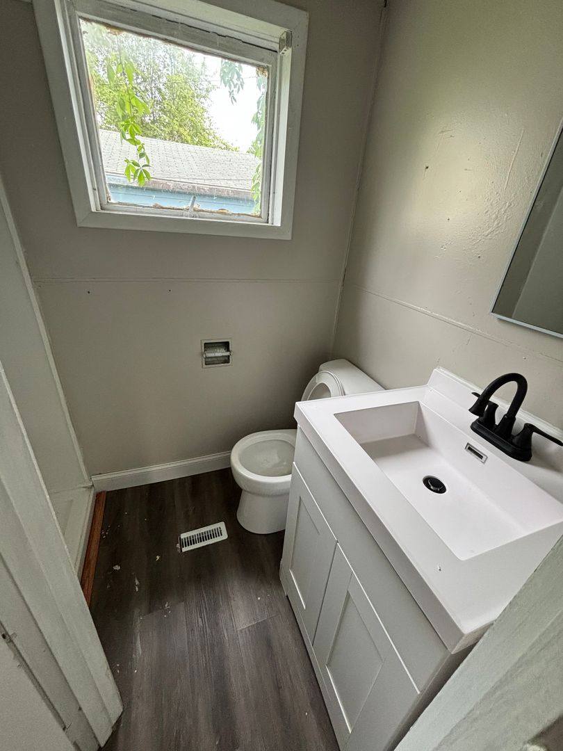 Apartment for rent at 514 S 5th St, Elkhart, IN 46516