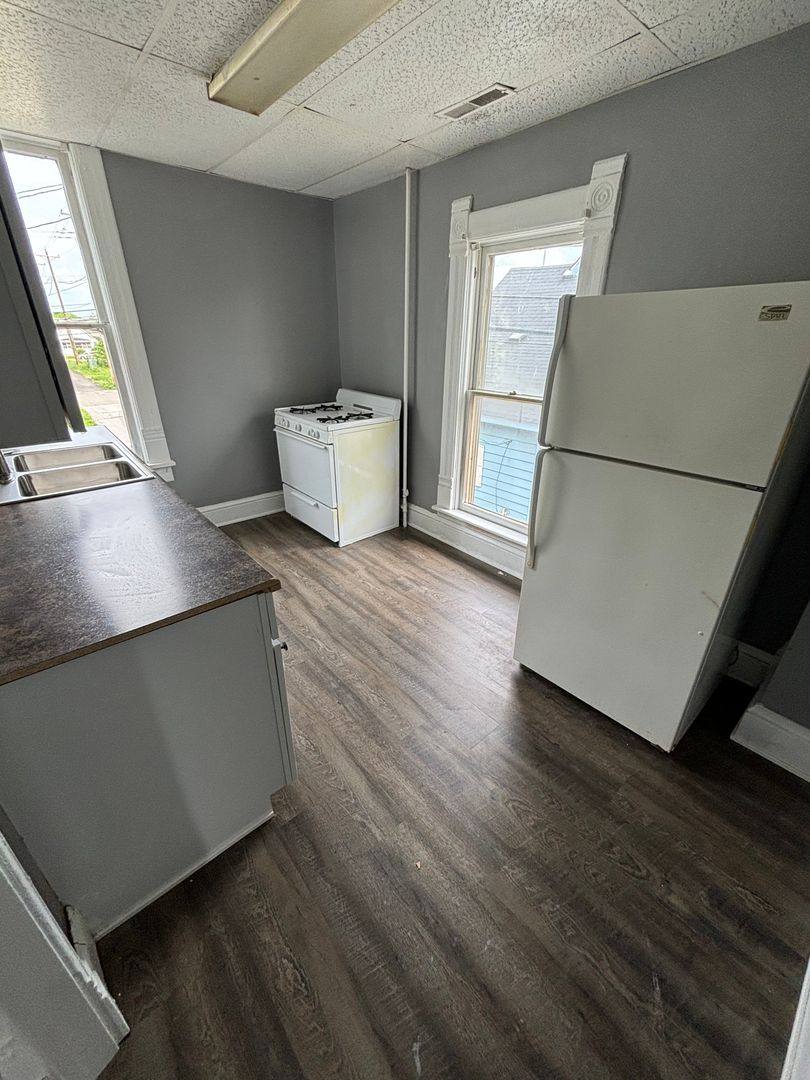 Apartment for rent at 514 S 5th St, Elkhart, IN 46516