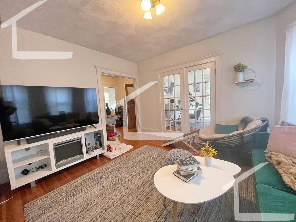 Apartment for rent at 509 Washington #2, Brighton, MA 02135