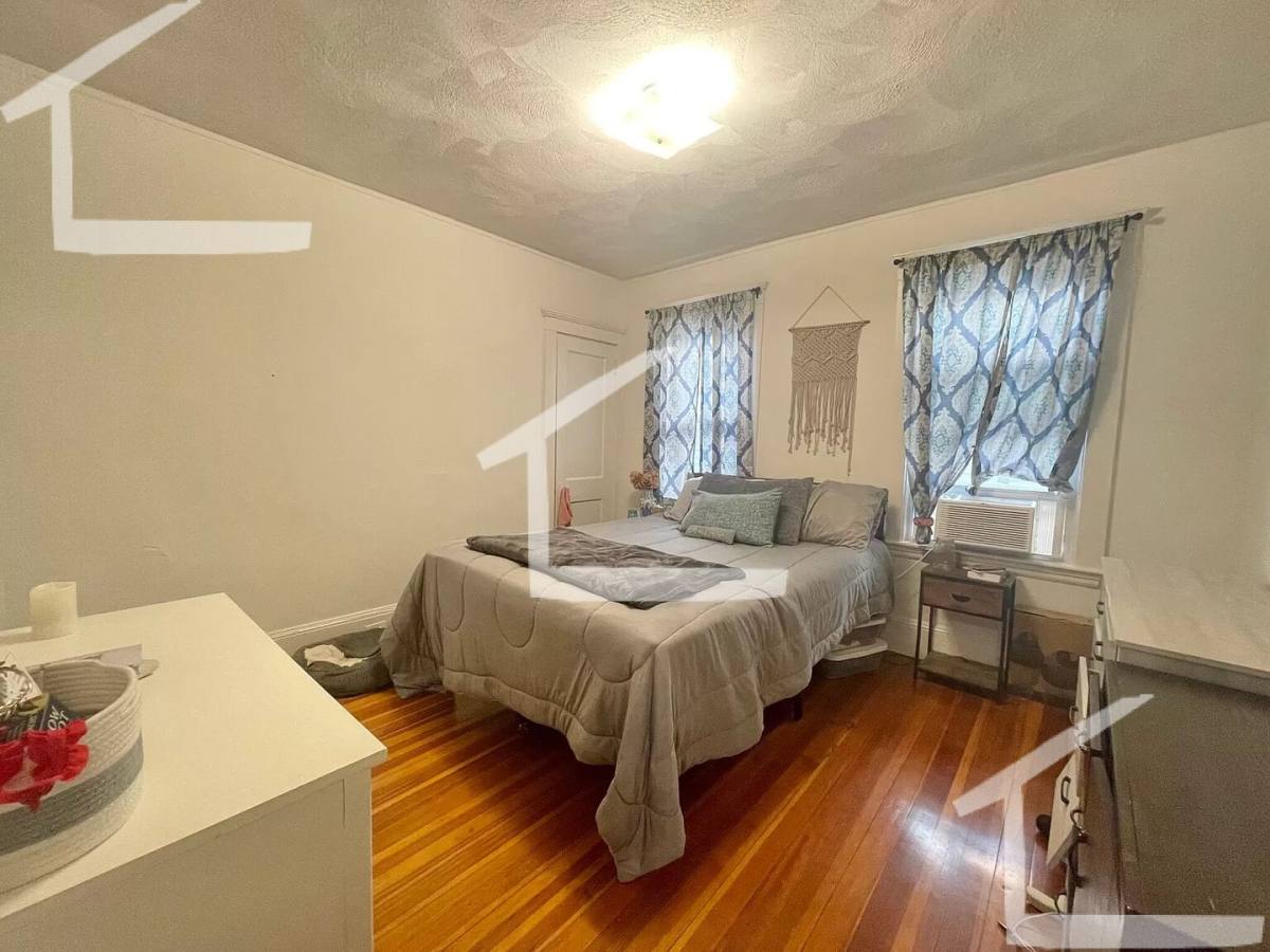 Apartment for rent at 509 Washington #2, Brighton, MA 02135
