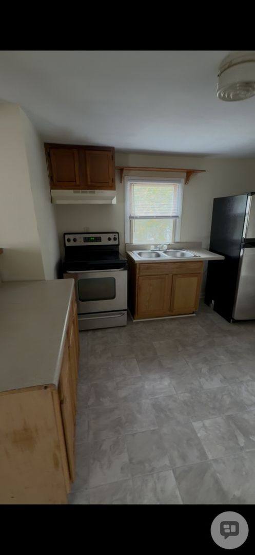 Townhouse for rent at 2401 Ruffin St, Norfolk, VA 23504