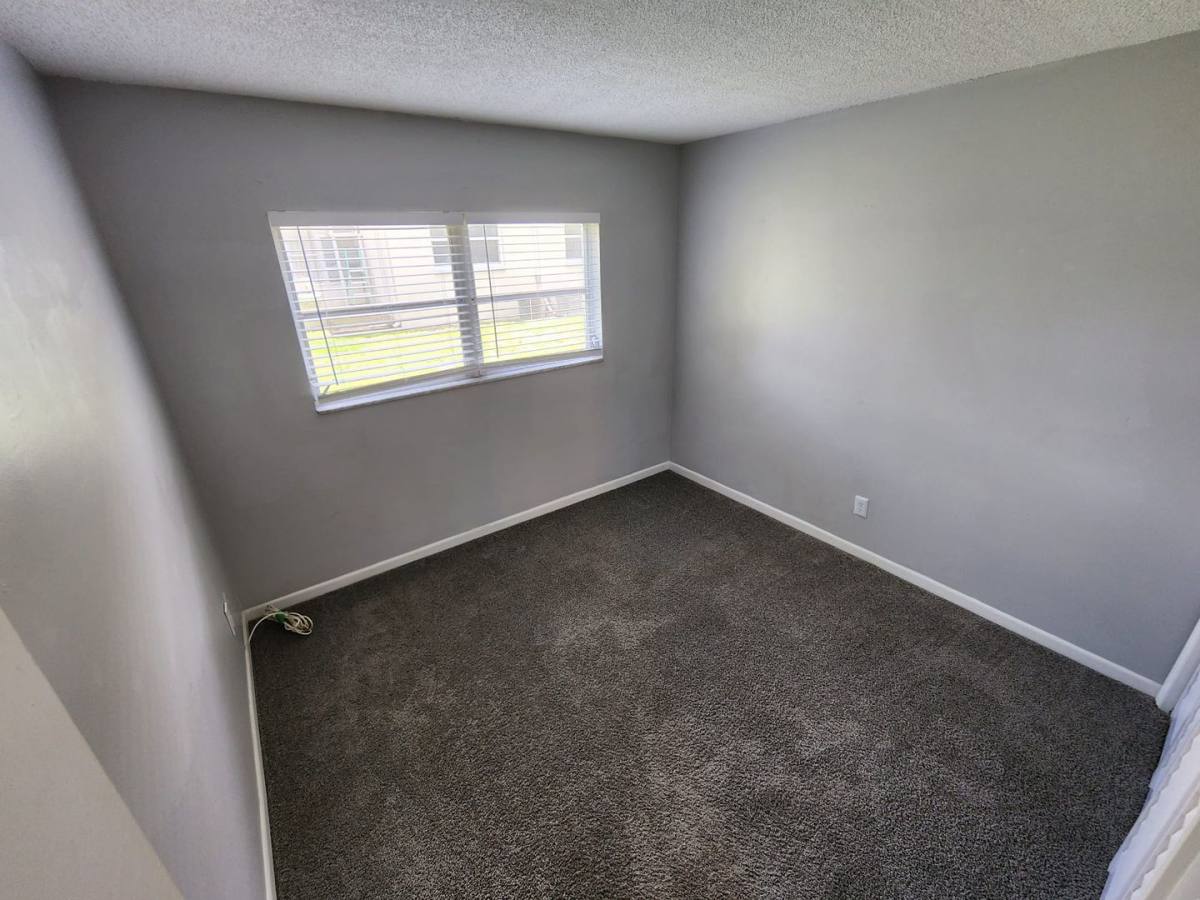 Apartment for rent at 2501 Renatta Dr, Largo, FL 33770