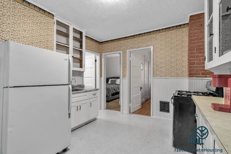 Apartment for rent at 309 Bird Ave #1, Buffalo, NY 14213