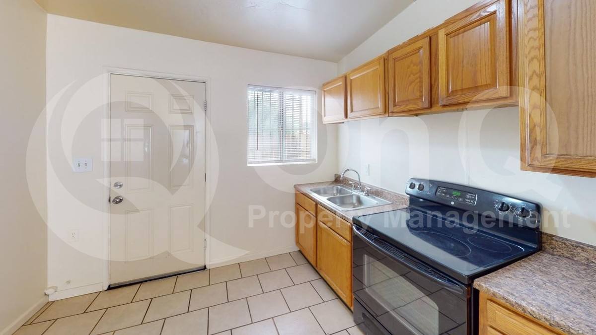 Apartment for rent at 39 W 30th St #B, Tucson, AZ 85713