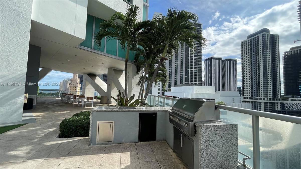 Apartment for rent at 888 Biscayne Blvd, Miami, FL 33130