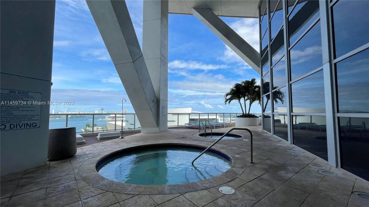 Apartment for rent at 888 Biscayne Blvd, Miami, FL 33130
