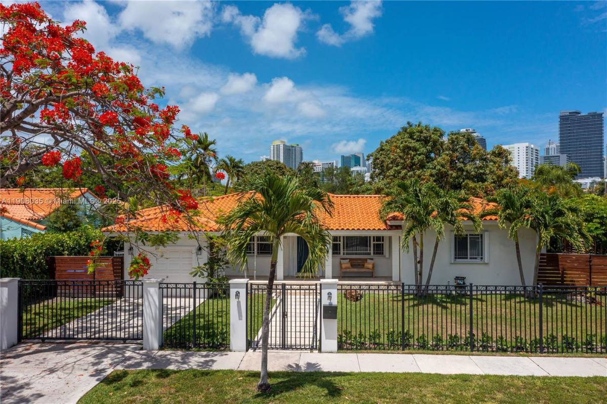 House for rent at 501 SW 19th Rd, Miami, FL 33129