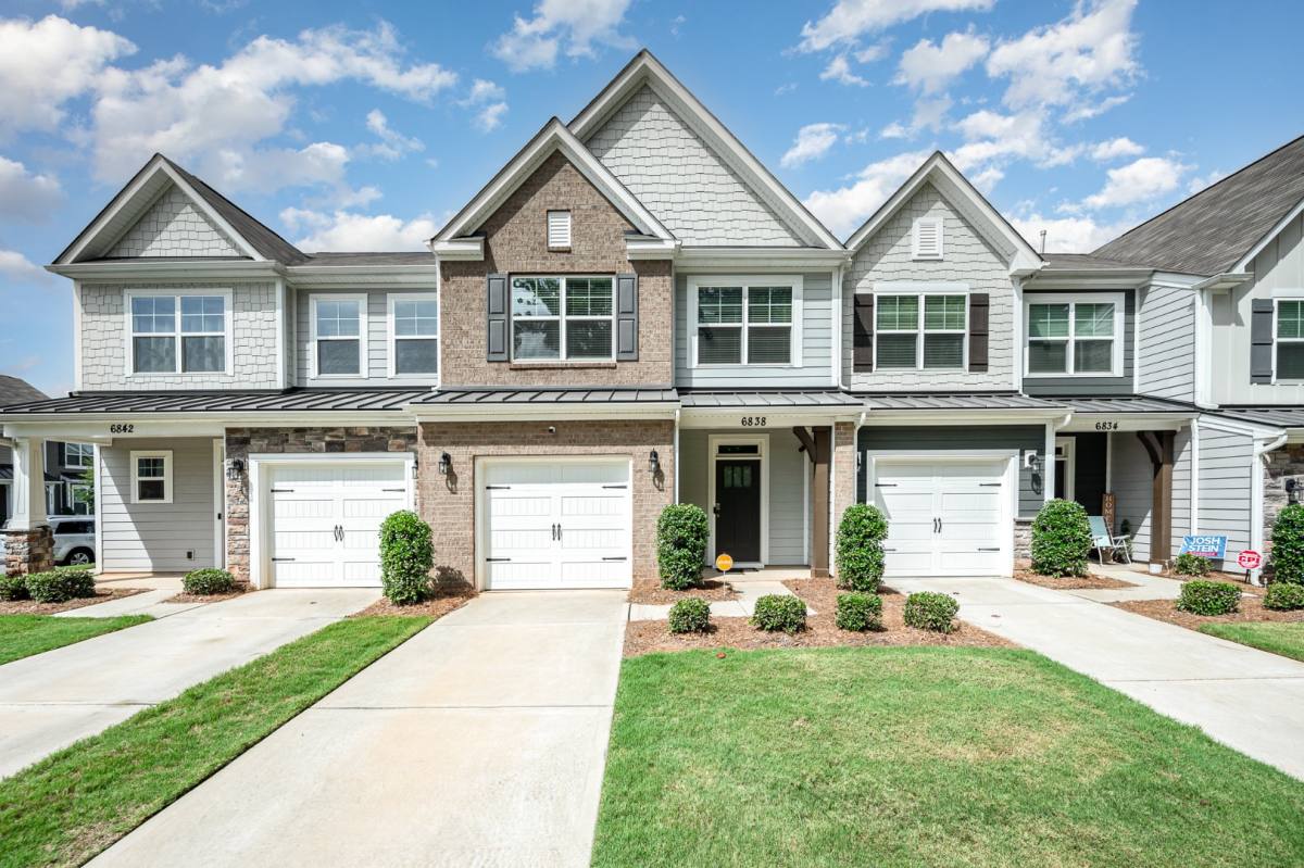 Townhouse for rent at 6838 Harris Bay Rd, Charlotte, NC 28269