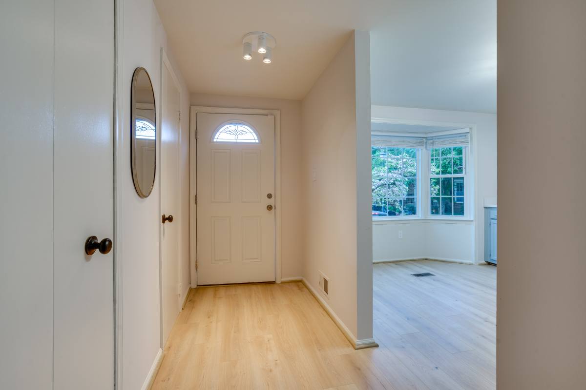 Townhouse for rent at 14582 Truro Parish Court, Centreville, VA 20120