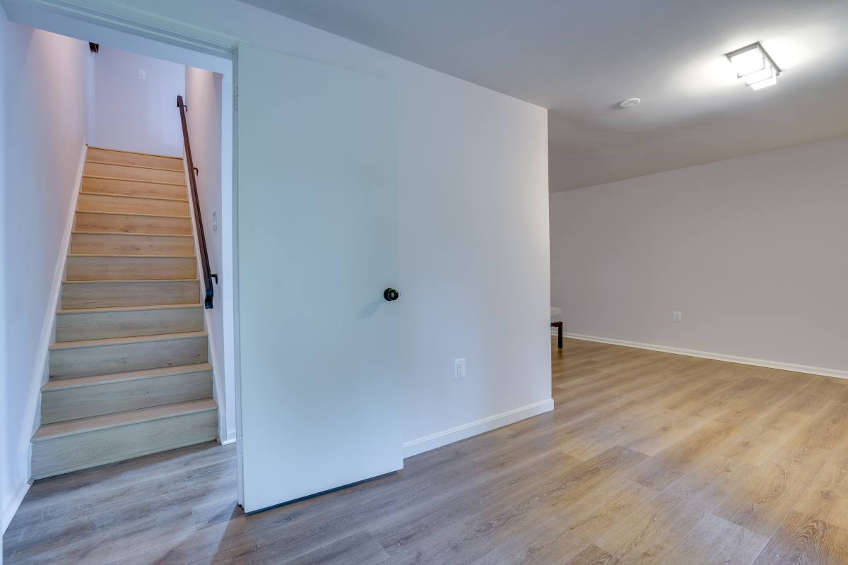 Townhouse for rent at 14582 Truro Parish Court, Centreville, VA 20120