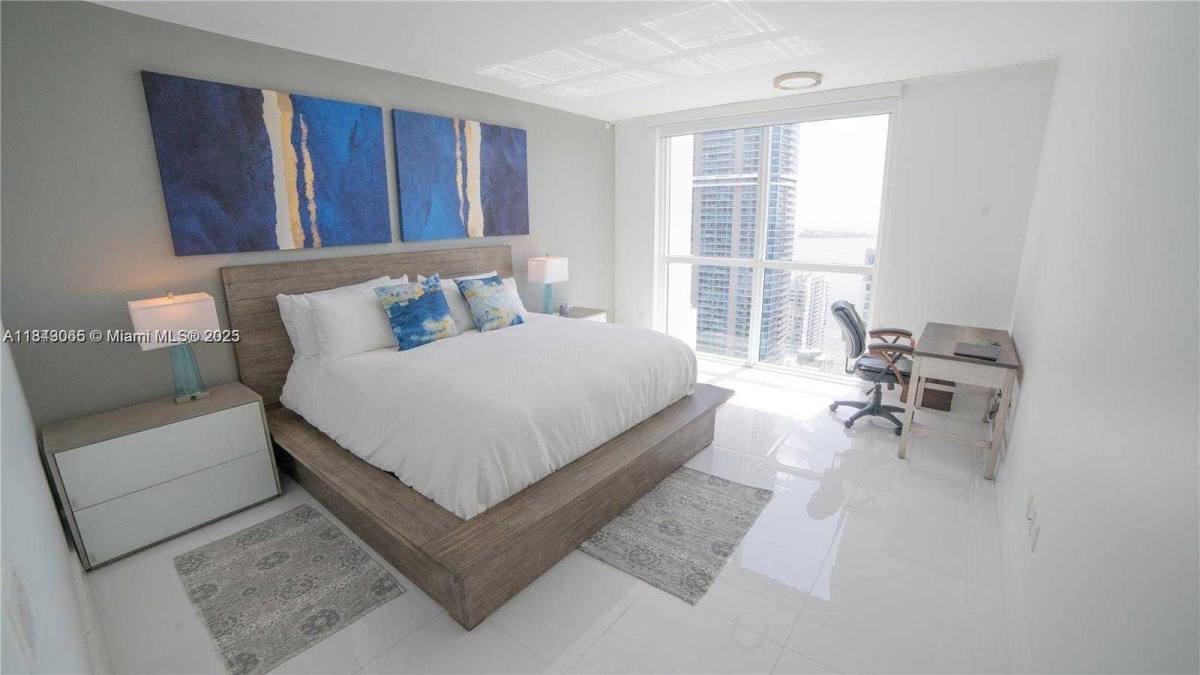 Apartment for rent at 1080 Brickell Ave, Miami, FL 33131