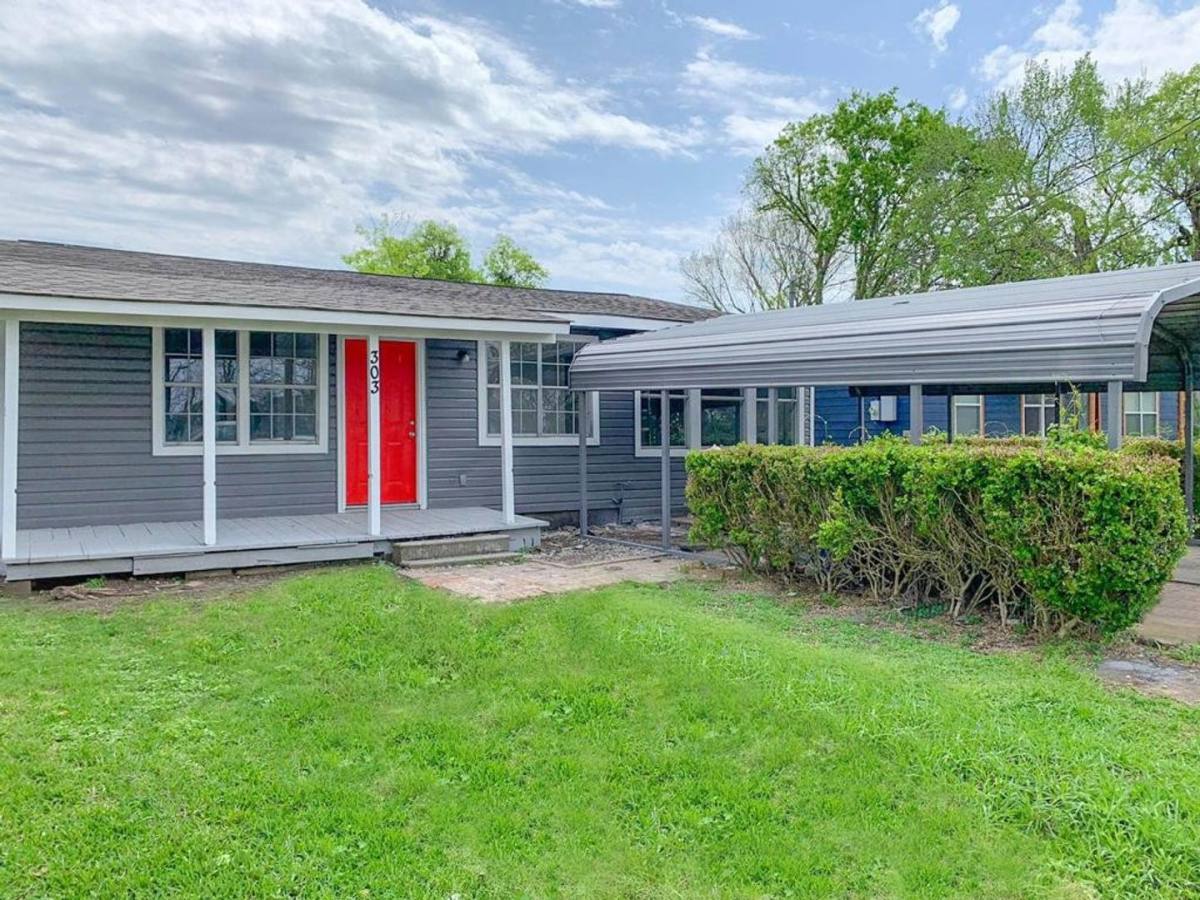 House for rent at 303 Harlem St, Sweeny, TX 77480