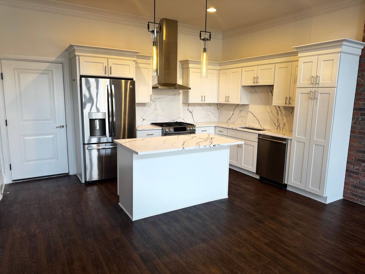 Apartment for rent at 401 S Eton St, Birmingham, MI 48009