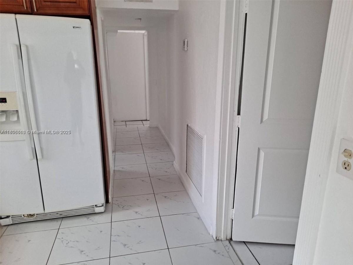 House for rent at 3708 SW 58th Ave, Hollywood, FL 33023
