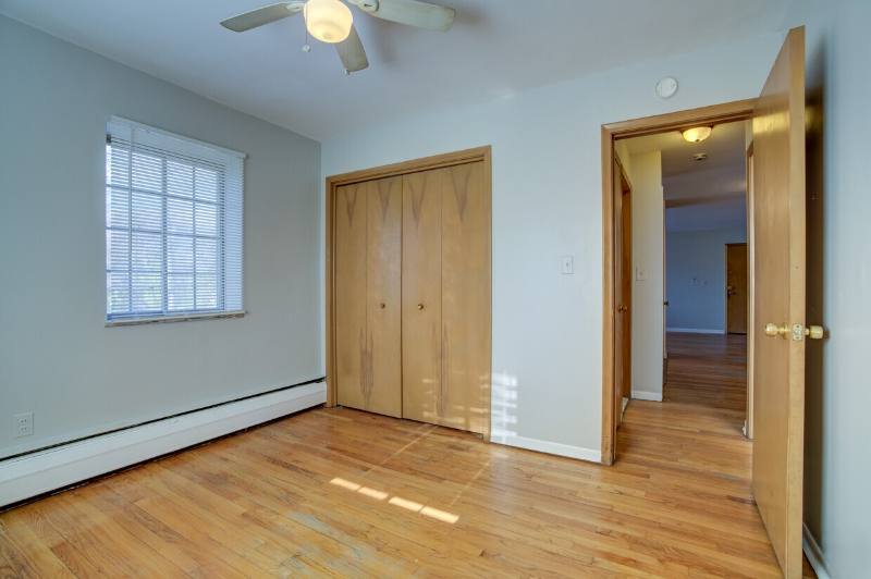 Apartment for rent at 4865 Cadieux Rd #11, Detroit, MI 48224