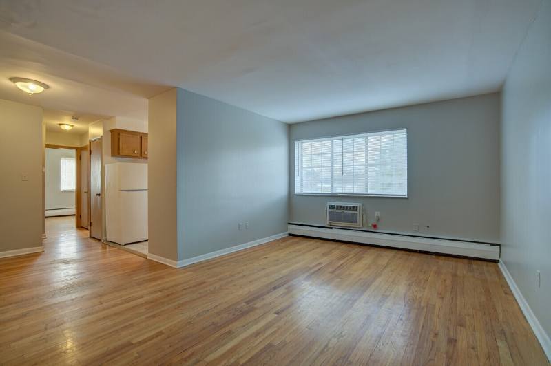 Apartment for rent at 4865 Cadieux Rd #11, Detroit, MI 48224