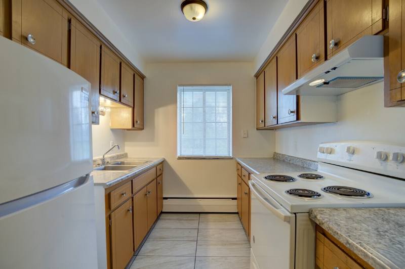 Apartment for rent at 4865 Cadieux Rd #11, Detroit, MI 48224