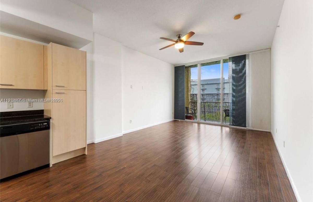 Apartment for rent at 1350 NW 8th Court #5, Miami, FL 33136