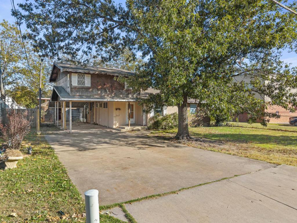 House for rent at 1420 Mount Washington Rd, Ardmore, OK 73401