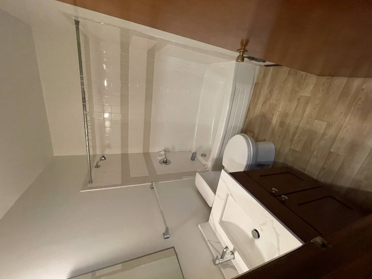 Apartment for rent at 4701 15th Ave NE #5, Seattle, WA 98105