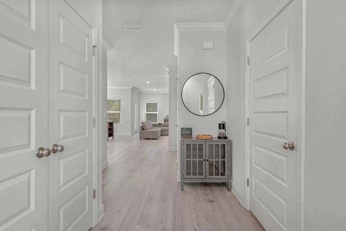 House for rent at 183 Hammock Oaks Blvd, Freeport, FL 32439