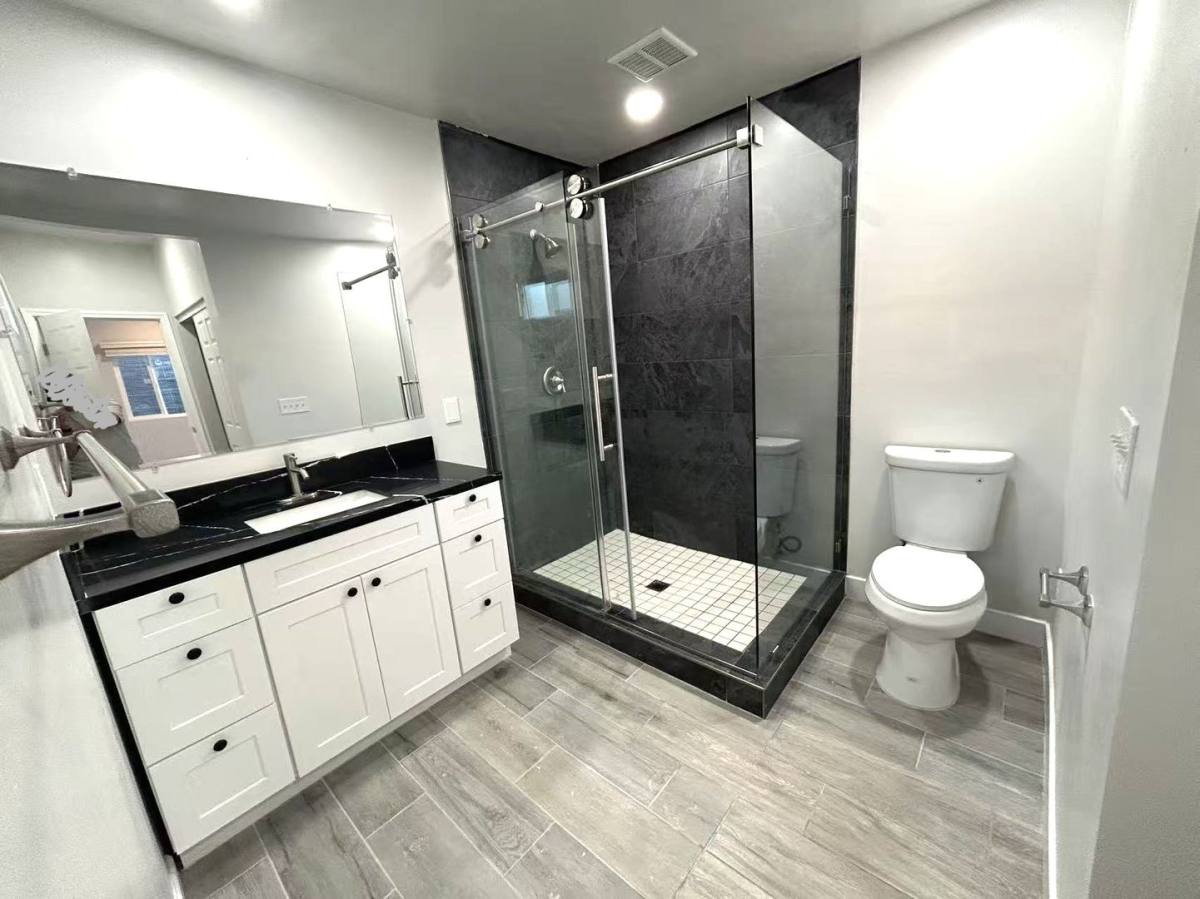 House for rent at 5107 11th Ave #1 2, Los Angeles, CA 90043