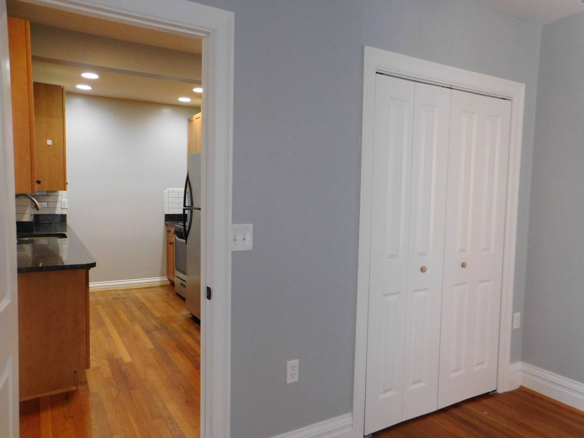 Apartment for rent at 757 Syracuse Ave, Saint Louis, MO 63130