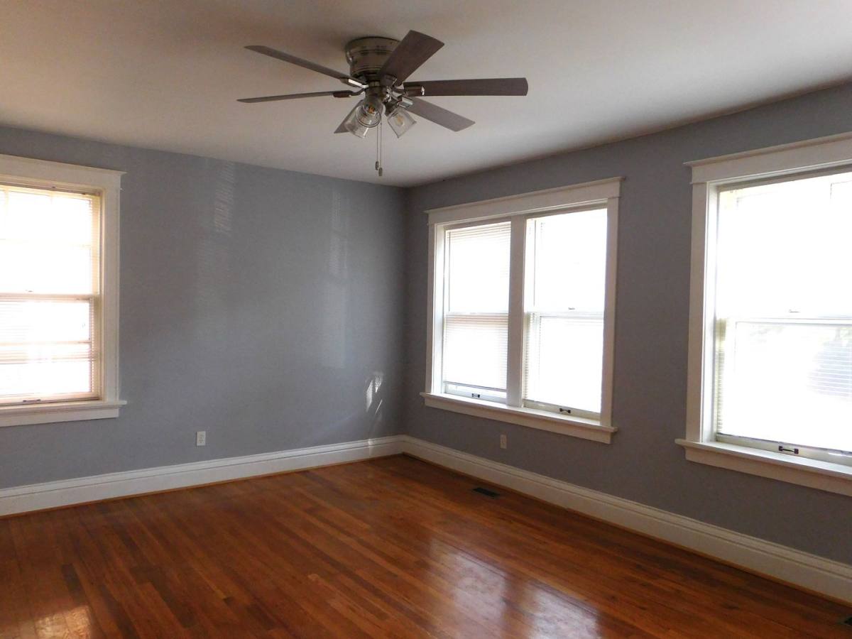 Apartment for rent at 757 Syracuse Ave, Saint Louis, MO 63130
