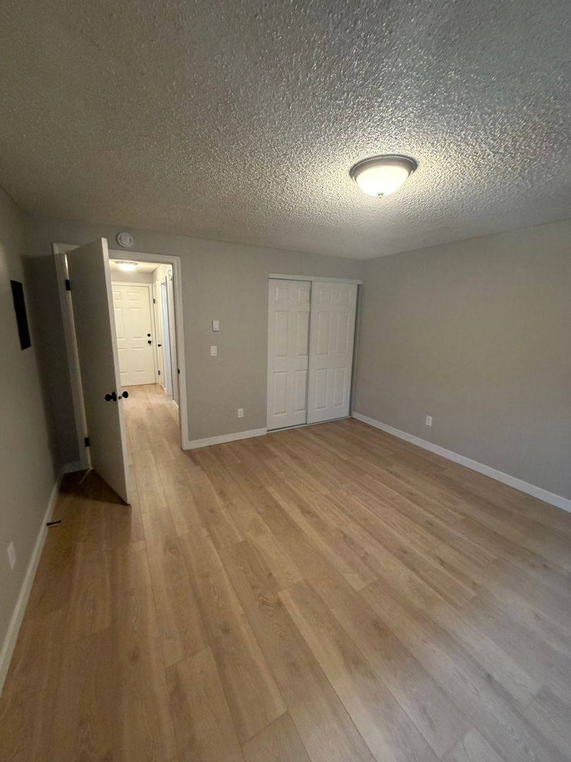 Apartment for rent at 341-371 SE 2nd Ave, Canby, OR 97013
