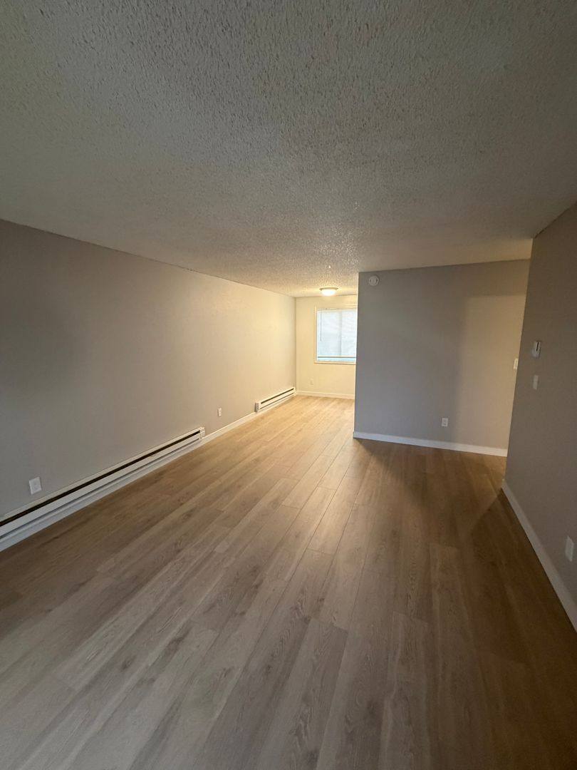 Apartment for rent at 341-371 SE 2nd Ave, Canby, OR 97013