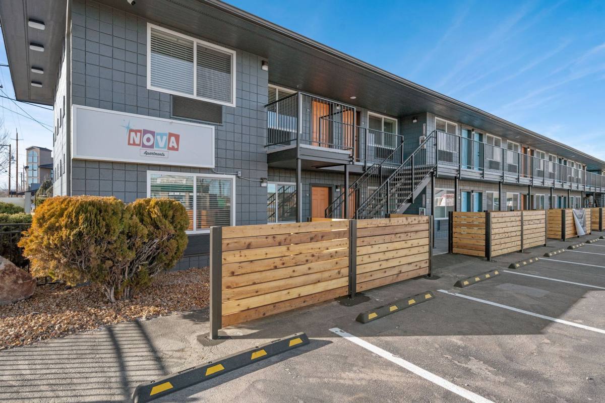 Apartment for rent at 629 SW 5th St, Redmond, OR 97756