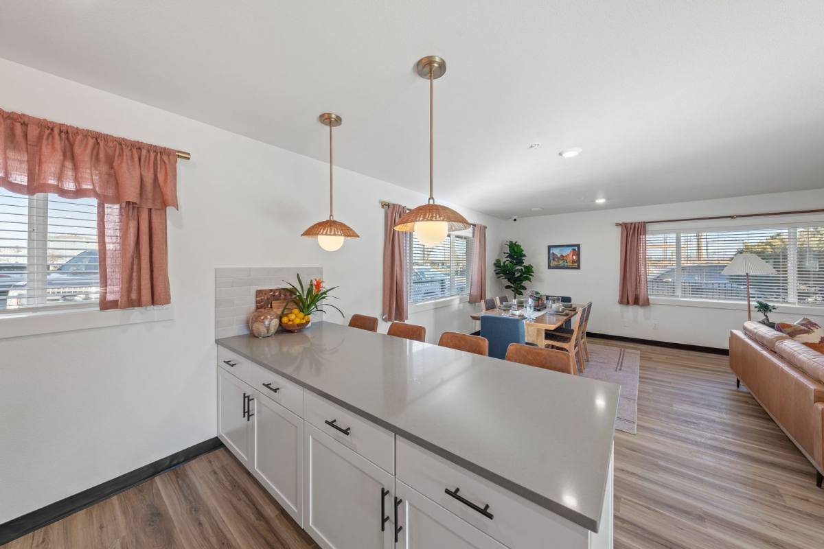 Apartment for rent at 629 SW 5th St, Redmond, OR 97756