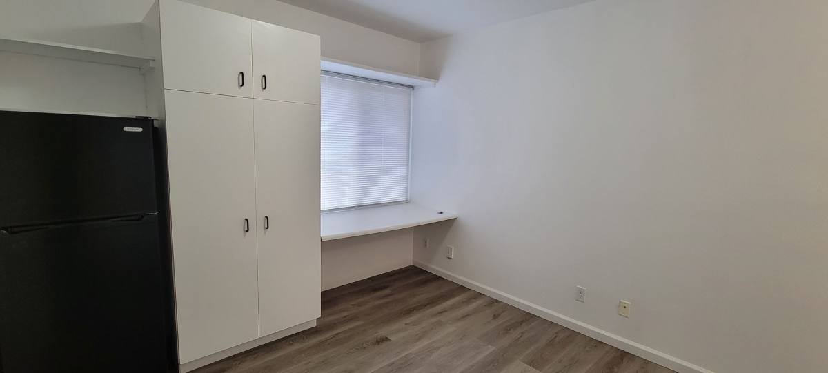 Apartment for rent at 4754 16th Ave NE, Seattle, WA 98105